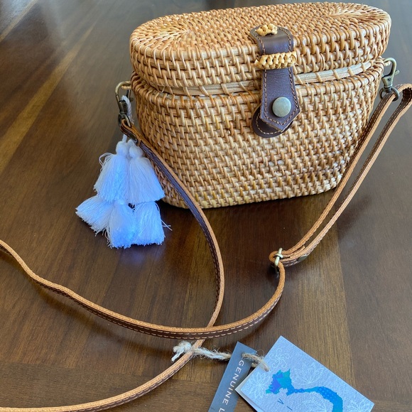 Hand woven trendy cross-body bag NWT - Picture 10 of 10